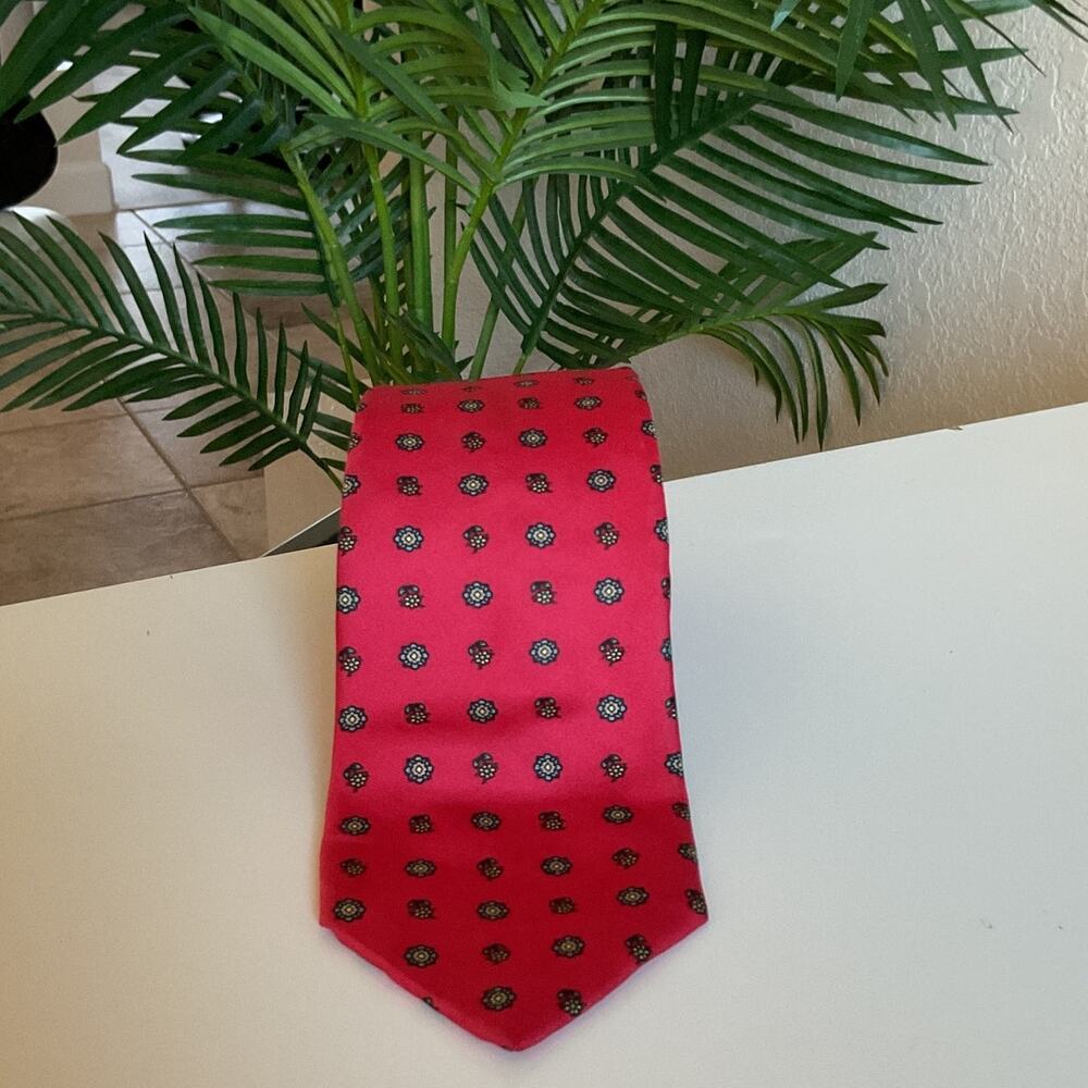 Paris Cacharel Pure Slik Mens Red With Floral Design